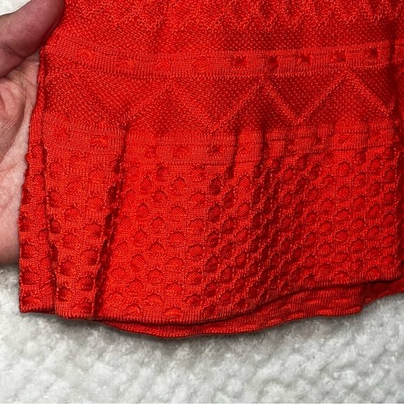 BCBGMAXAZRIA Alyona Pointe Peplum Top Coral Round Neck Cotton Silk MED - Picture 6 of 9